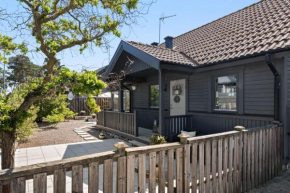 Charming 2-floor house by the sea in Ahus Sweden, Åhus
